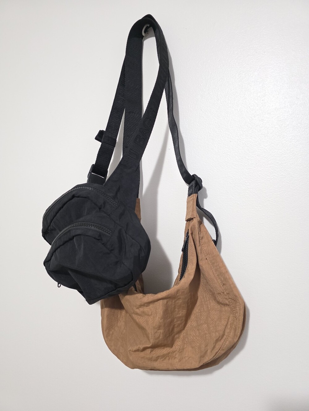 Baggu Starter Pack. Medium Crescent Brown And Black Fanny Pack - Picture 7 of 7